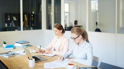 Państwowa agencja szuka pracowników. Płacą nawet 16 tys. zł brutto