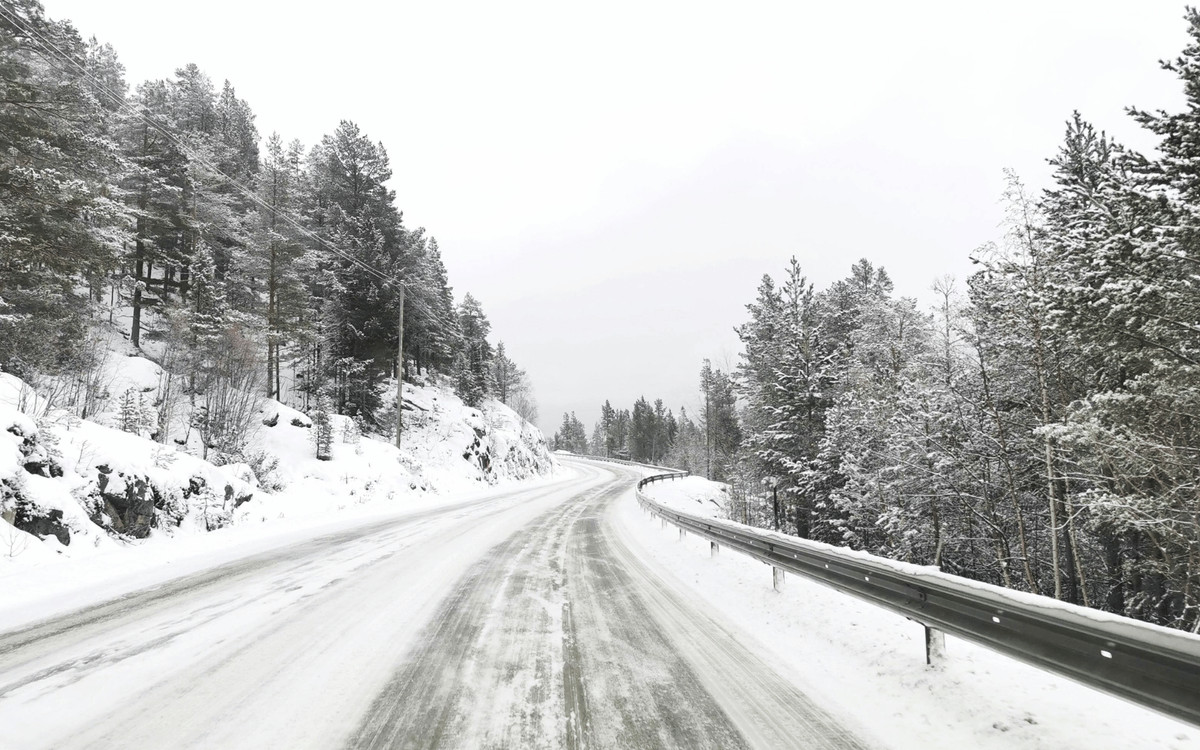 Mrozy i śnieżyce jeszcze wtargną do Polski. Meteorolodzy wskazali konkretną datę