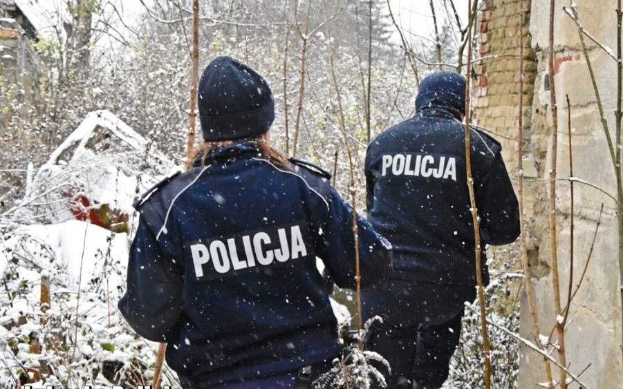 Nie żyją dwie osoby. Zginęły w ciągu 24h w tej samej kamienicy, na tym samym piętrze