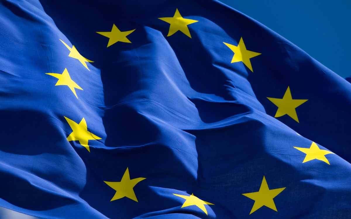 Polska powinna opuścić Unię Europejską? Najnowszy sondaż jest bezwzględny